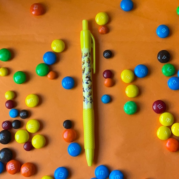 🟡🟢🟠  M&M’S NOTEBOOK BUNDLE 🔵🔴🟢 NWOT 🟤🟡🟠 - Picture 5 of 16